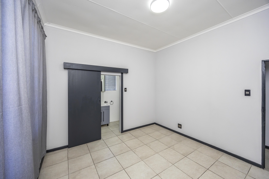 To Let 3 Bedroom Property for Rent in Beacon Bay Eastern Cape